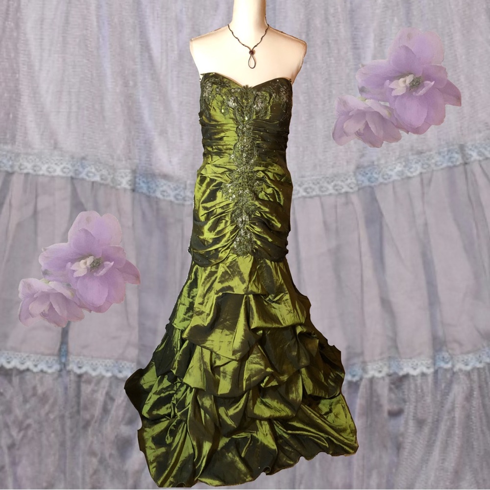 Strapless Fairycore Whimsigoth Green Sparkly Beaded Ruffle Formal 90s Style Gown